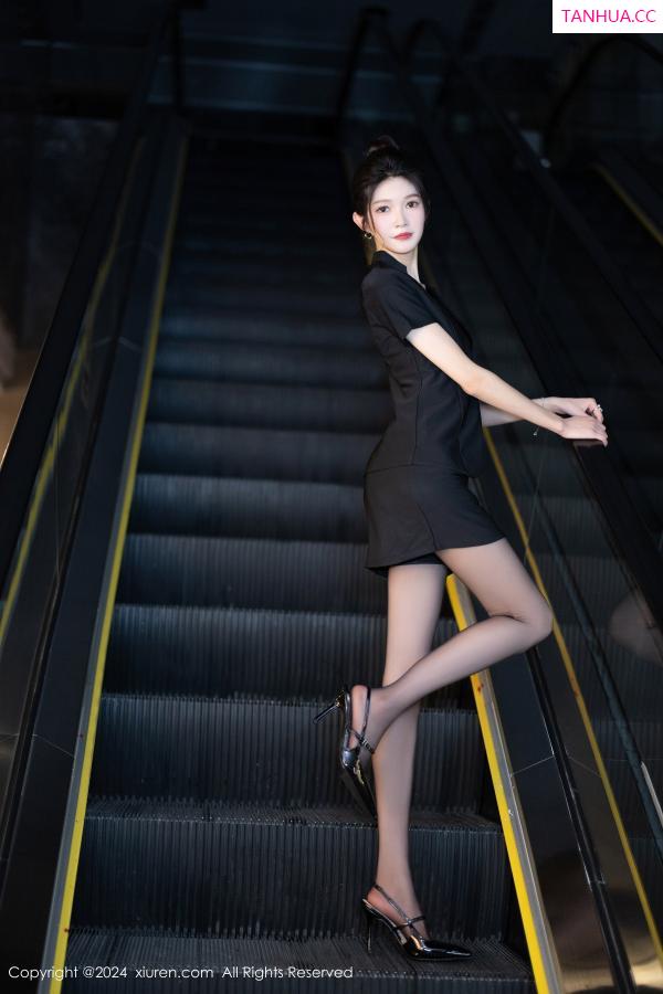程程程  [XiuRen]高清写真图 2024.07.02 No.8791 程程程-第11张图片